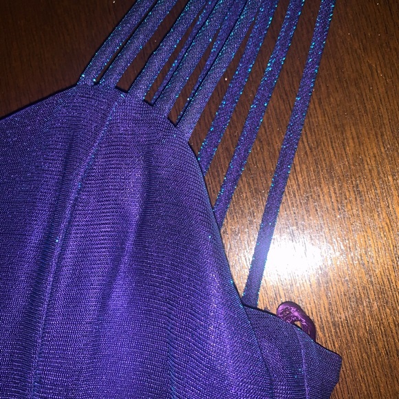 Mini Formal - Picture 3 of 3